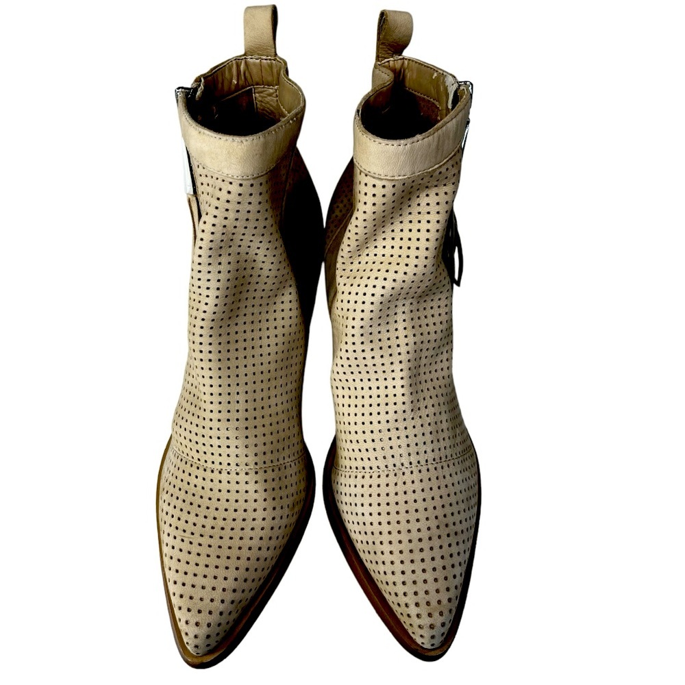 Guess  Talzay
Perforated Suede Booties.